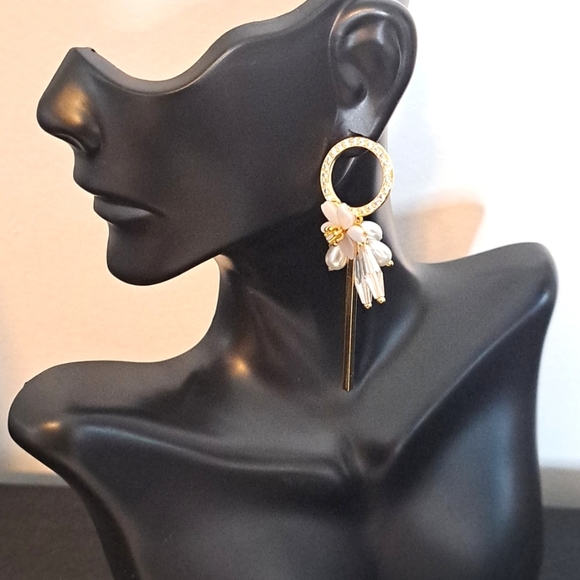 18k Gold-Plated Drop Floral Earrings - Picture 7 of 8